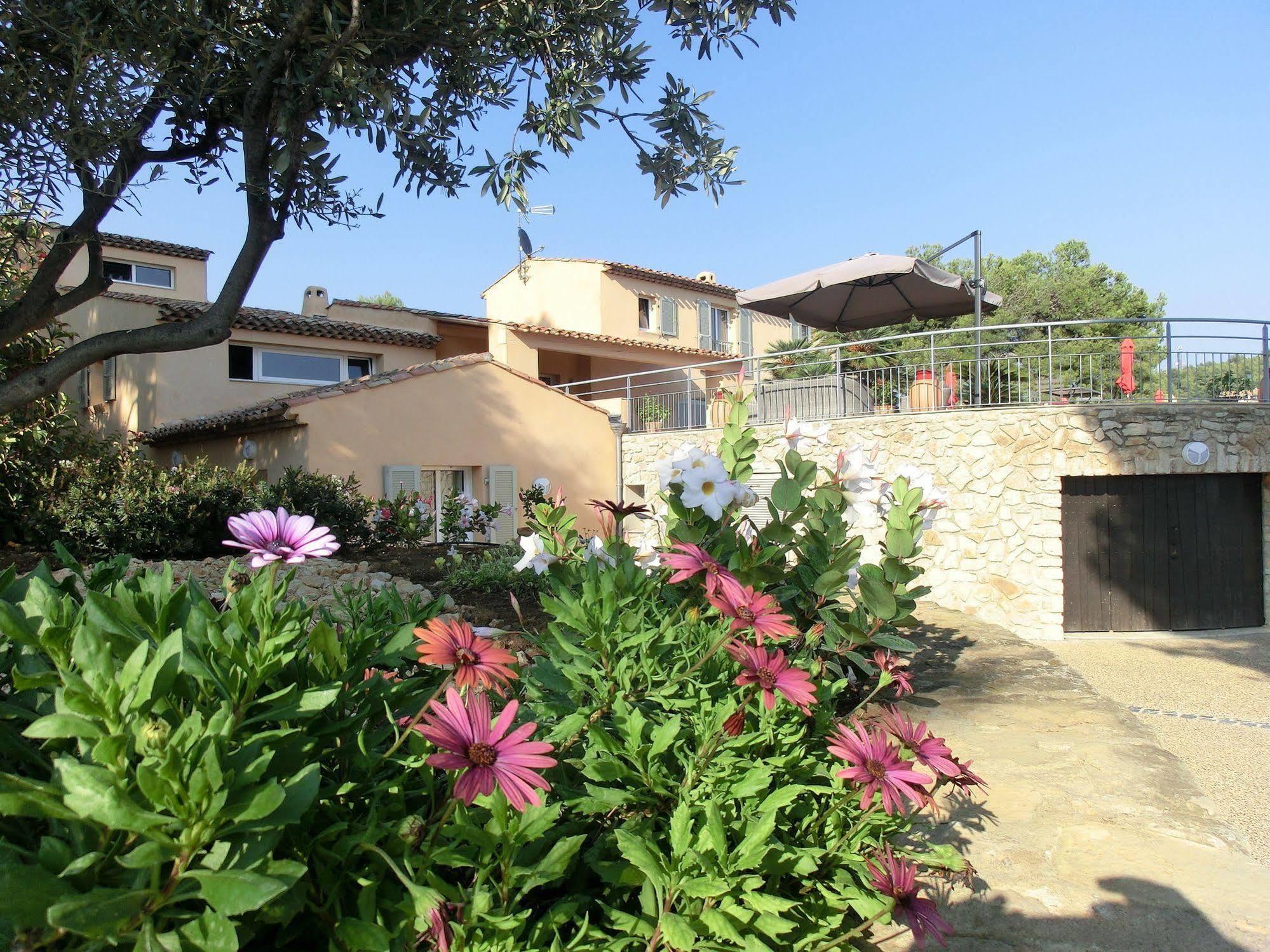 Villa Azur Golf Bandol Exterior photo